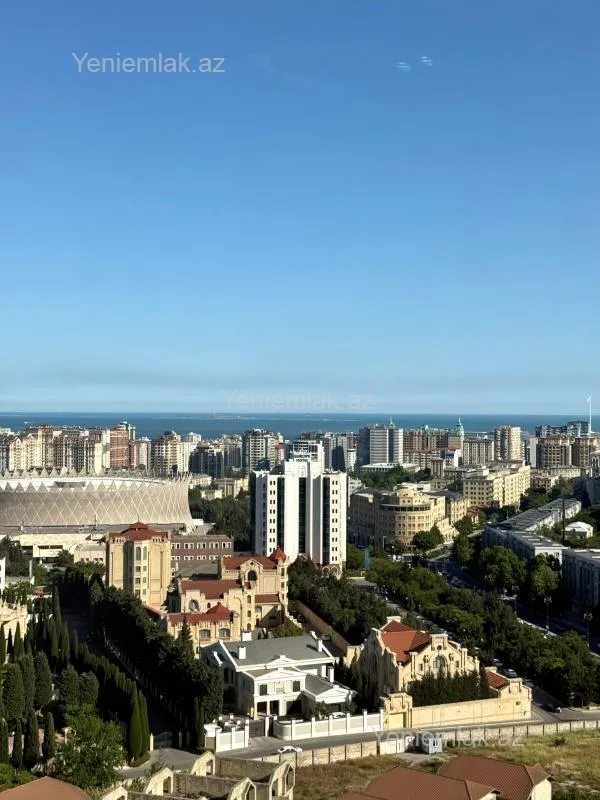 Satılır 3 otaqlı yeni tikili 165 m²