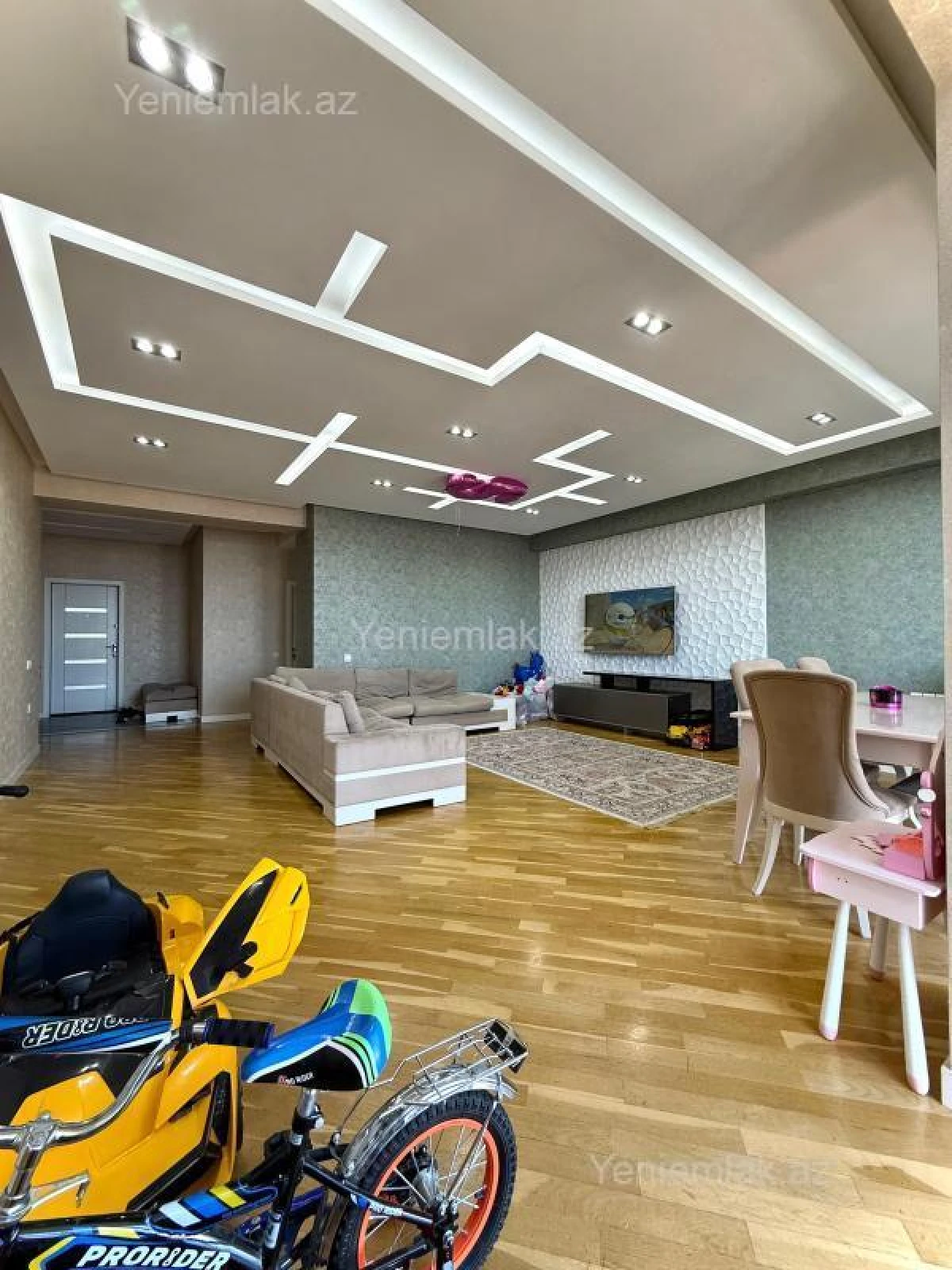 Satılır 3 otaqlı yeni tikili 165 m²
