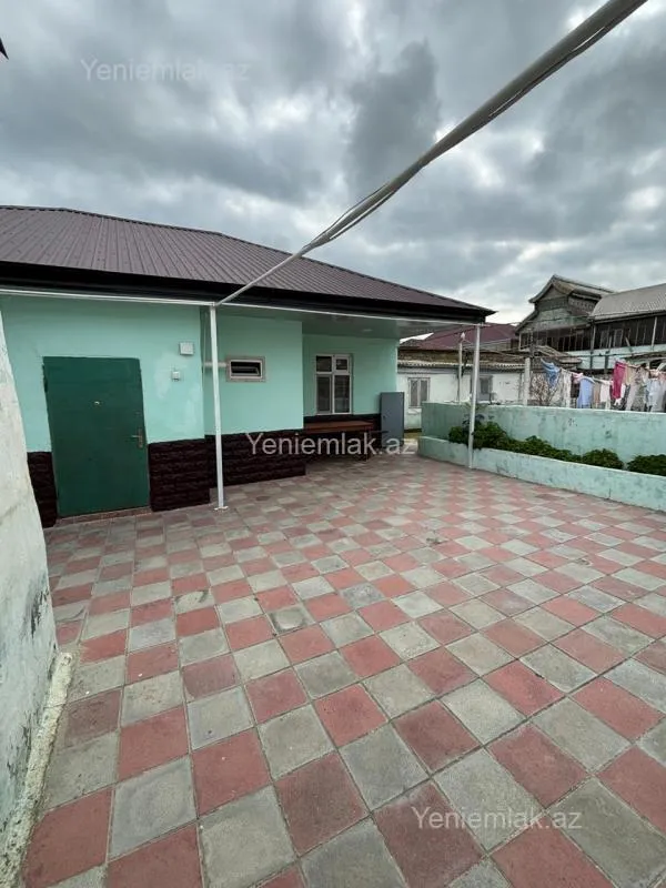 Satılır 7 otaqlı həyət evi 125 m²