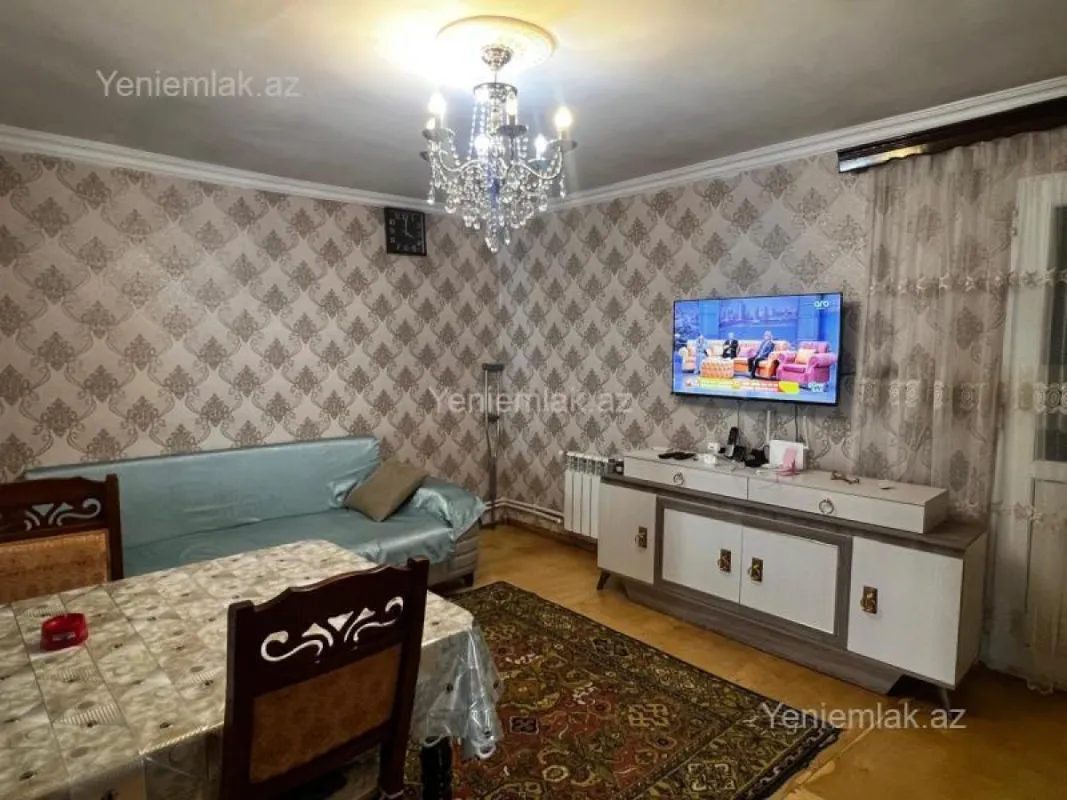 Satılır 7 otaqlı həyət evi 125 m²