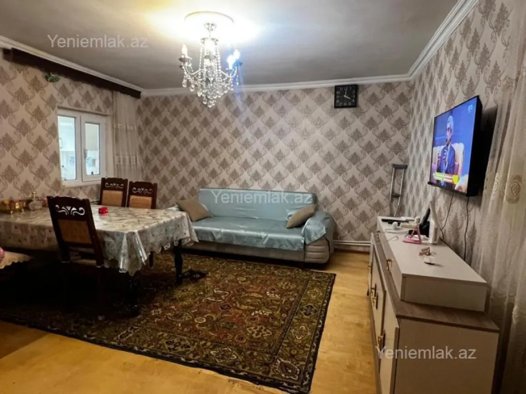 Satılır 7 otaqlı həyət evi 125 m²