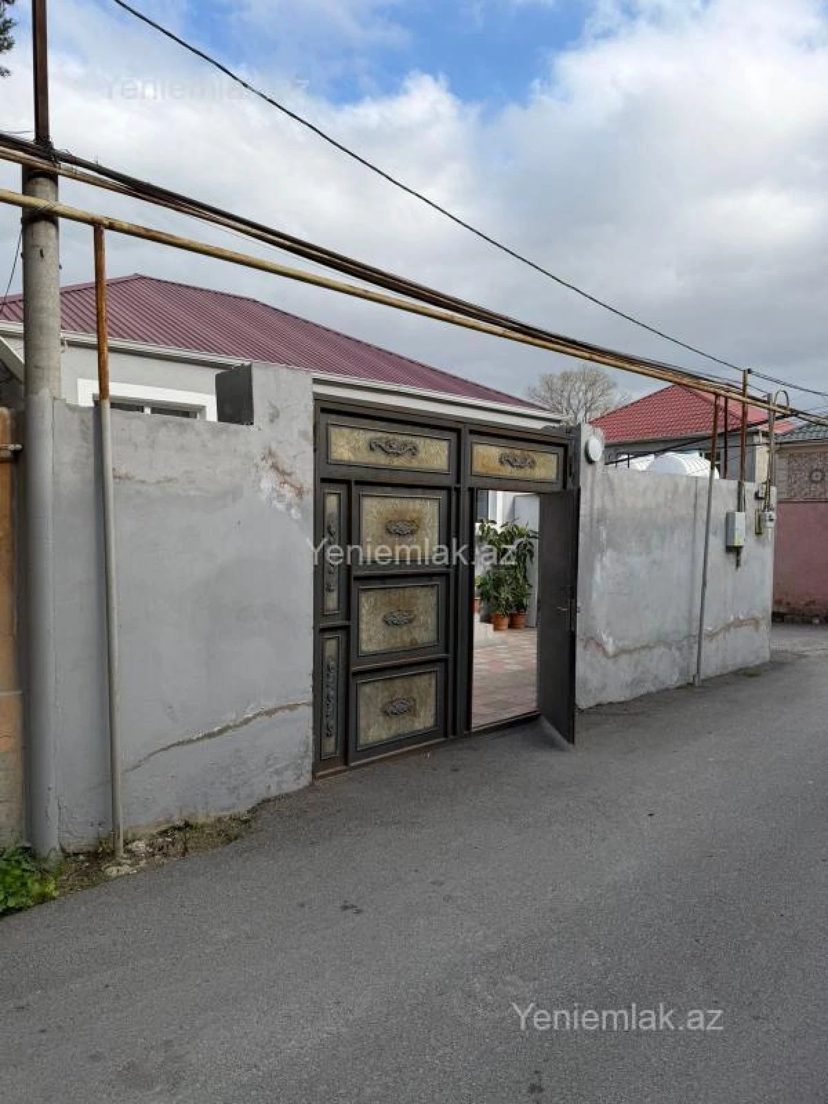 Satılır 3 otaqlı həyət evi 100 m²