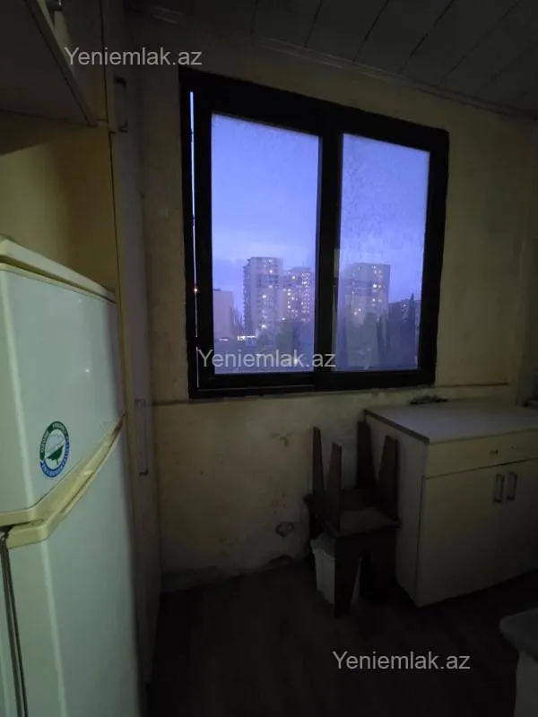 Satılır 2 otaqlı köhnə tikili 45 m²