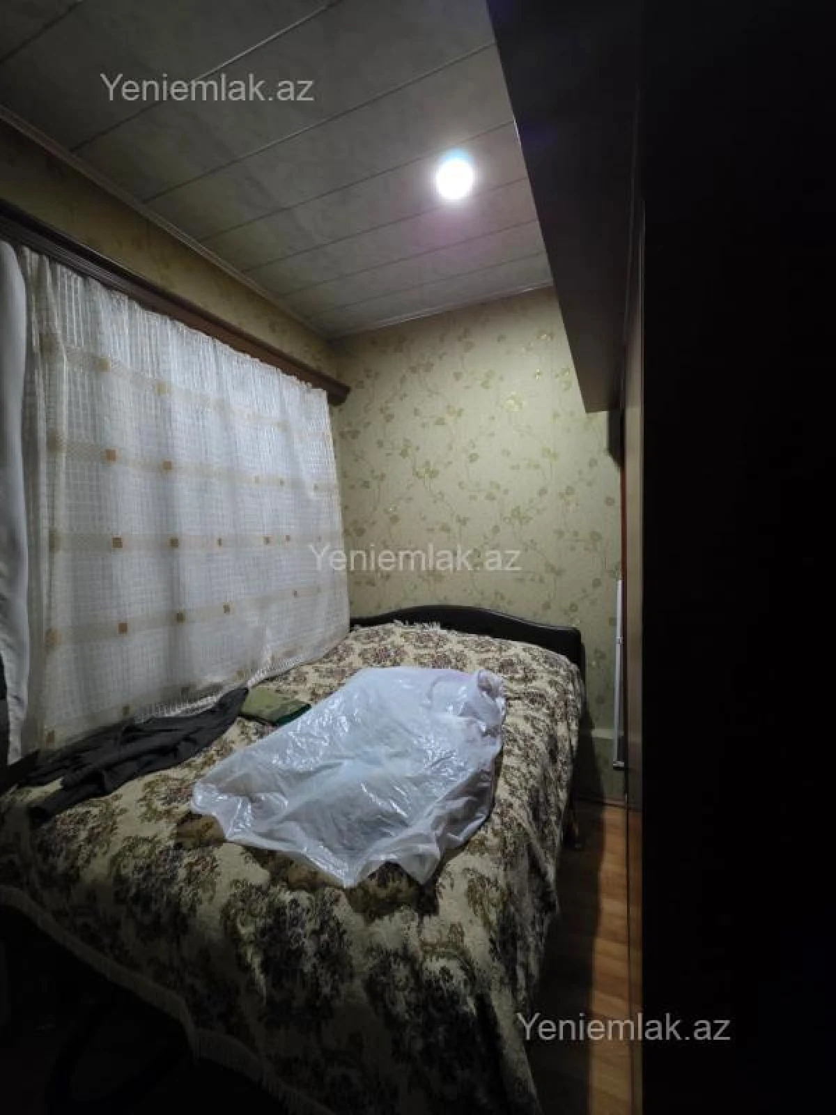 Satılır 2 otaqlı köhnə tikili 45 m²