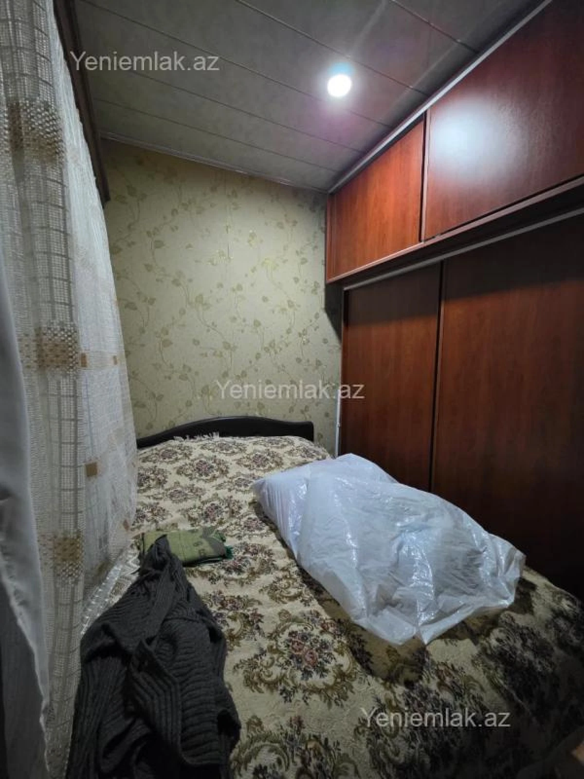 Satılır 2 otaqlı köhnə tikili 45 m²