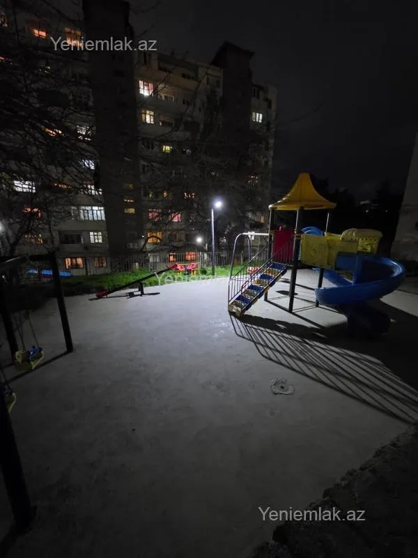 Satılır 2 otaqlı köhnə tikili 45 m²