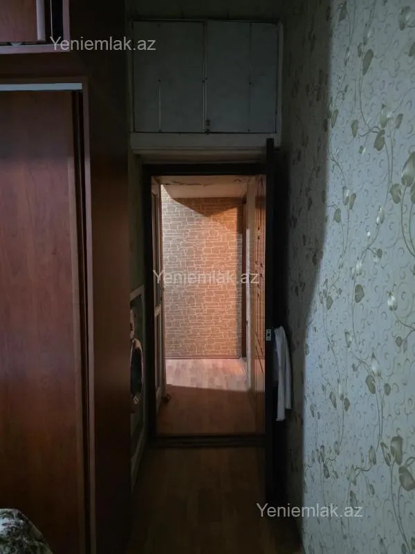 Satılır 2 otaqlı köhnə tikili 45 m²