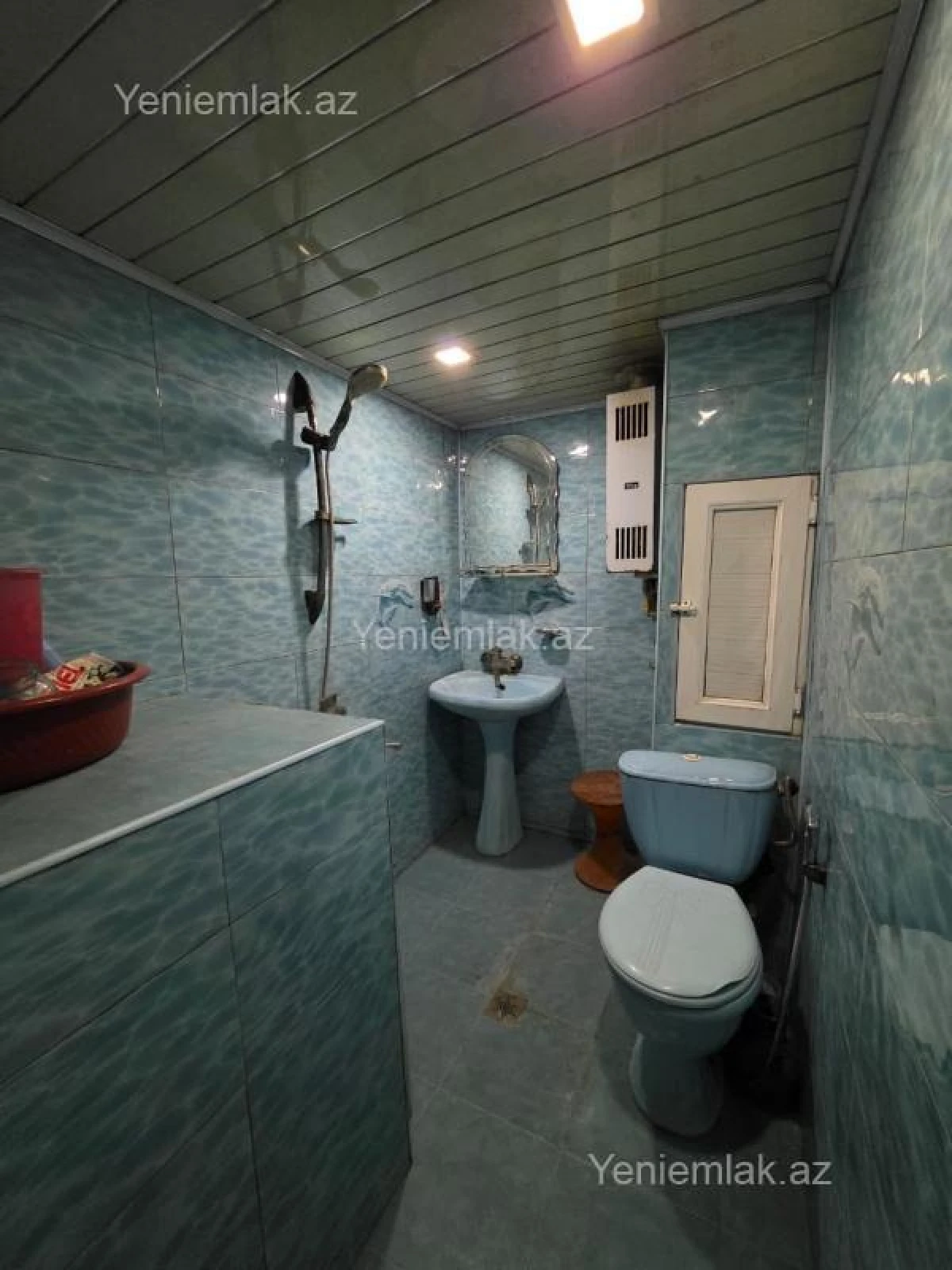 Satılır 2 otaqlı köhnə tikili 45 m²