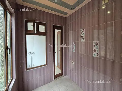 Satılır 3 otaqlı köhnə tikili 85 m²