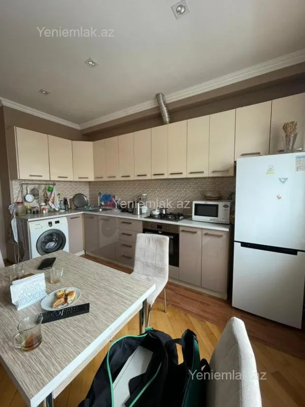 Satılır 2 otaqlı yeni tikili 78 m²