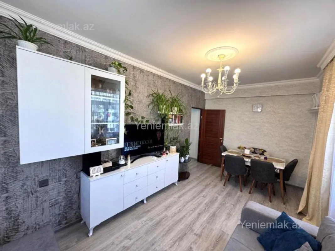 Satılır 2 otaqlı yeni tikili 60 m²