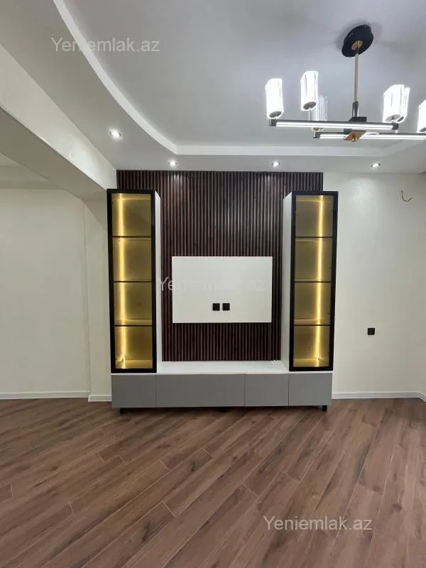 Satılır 3 otaqlı yeni tikili 74 m²