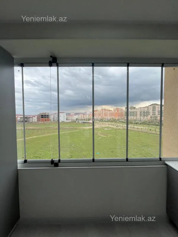 Satılır 3 otaqlı yeni tikili 74 m²
