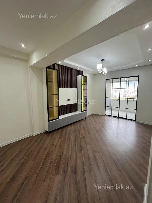 Satılır 3 otaqlı yeni tikili 74 m²