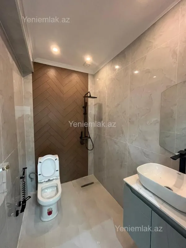 Satılır 3 otaqlı yeni tikili 74 m²