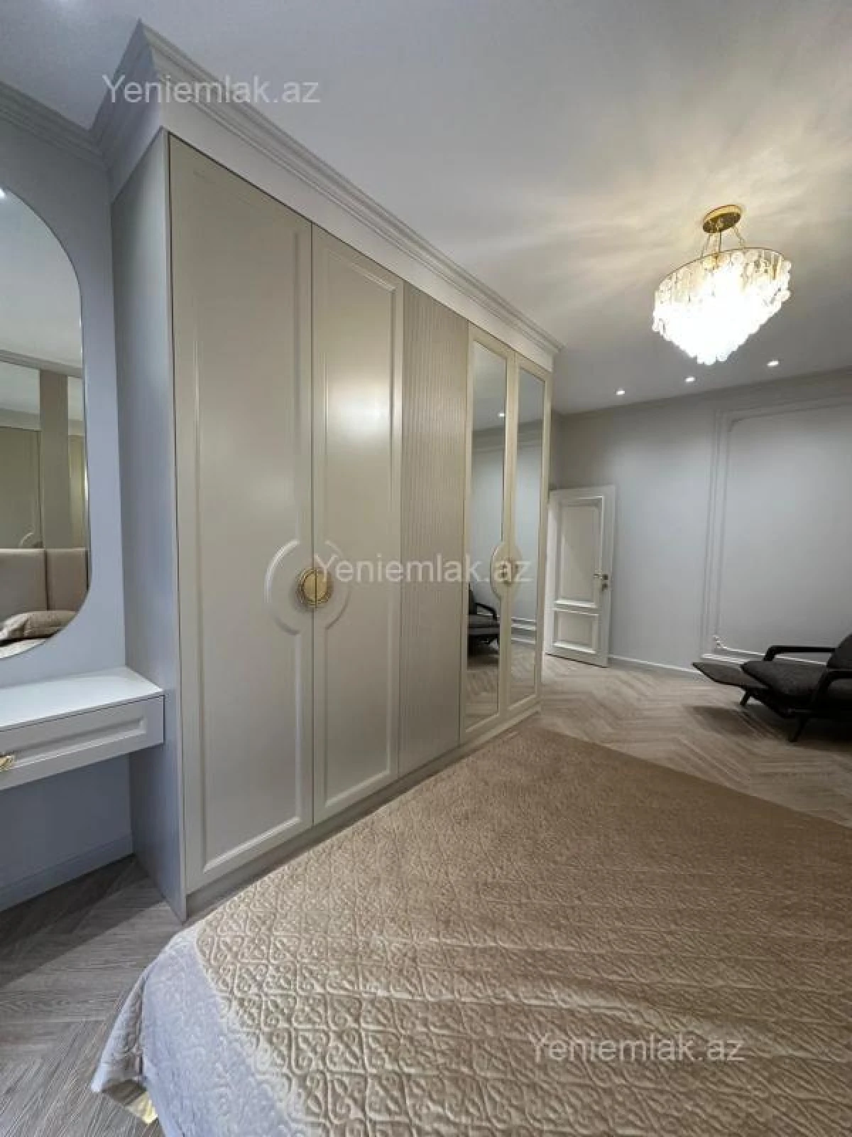 Satılır 2 otaqlı yeni tikili 65 m²