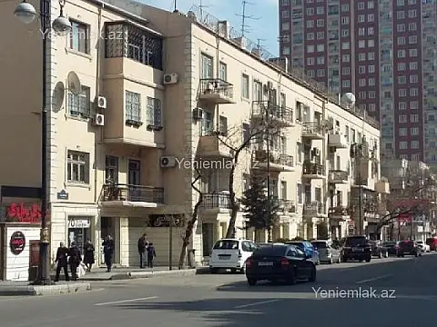 Satılır 1 otaqlı köhnə tikili 50 m² — Bakı, Nəsimi 1 otaq 50.00 m²
