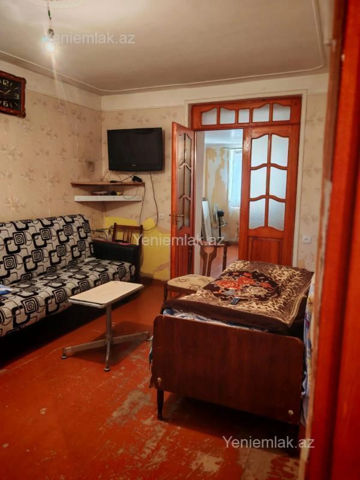 Satılır 2 otaqlı köhnə tikili 55 m²