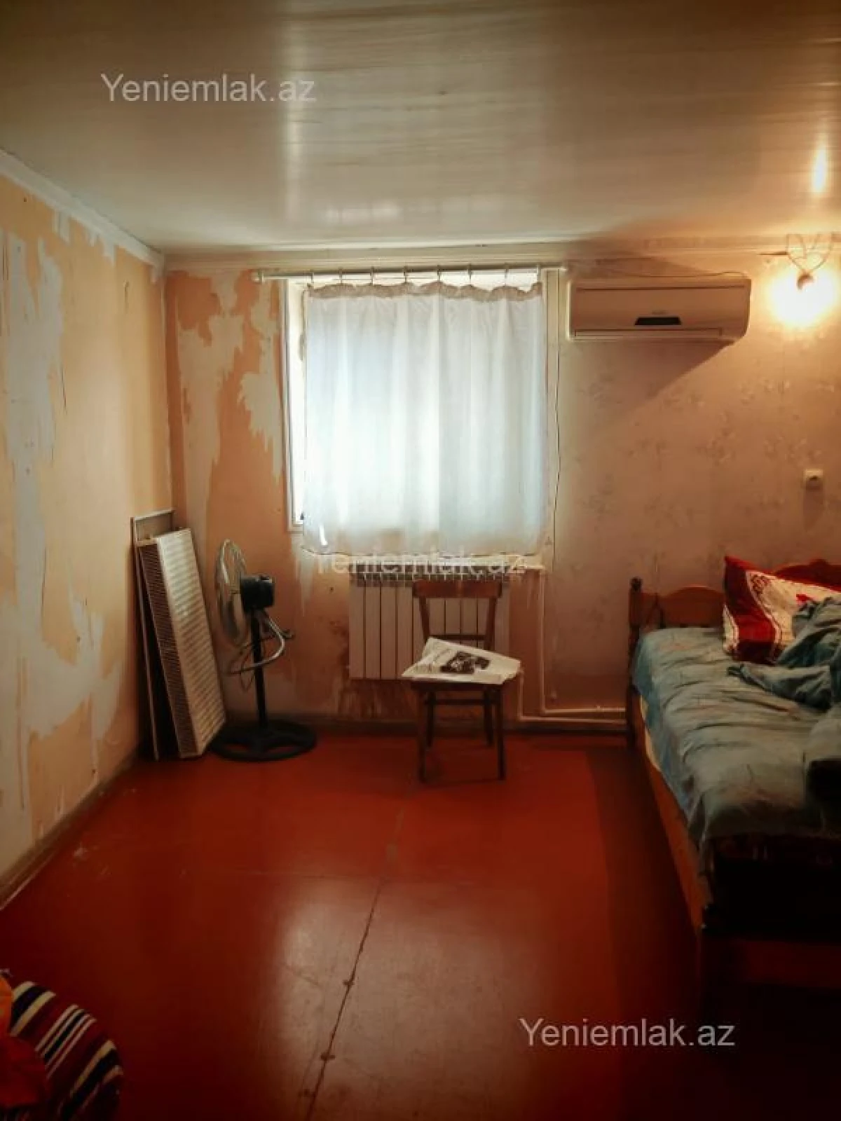 Satılır 2 otaqlı köhnə tikili 55 m²