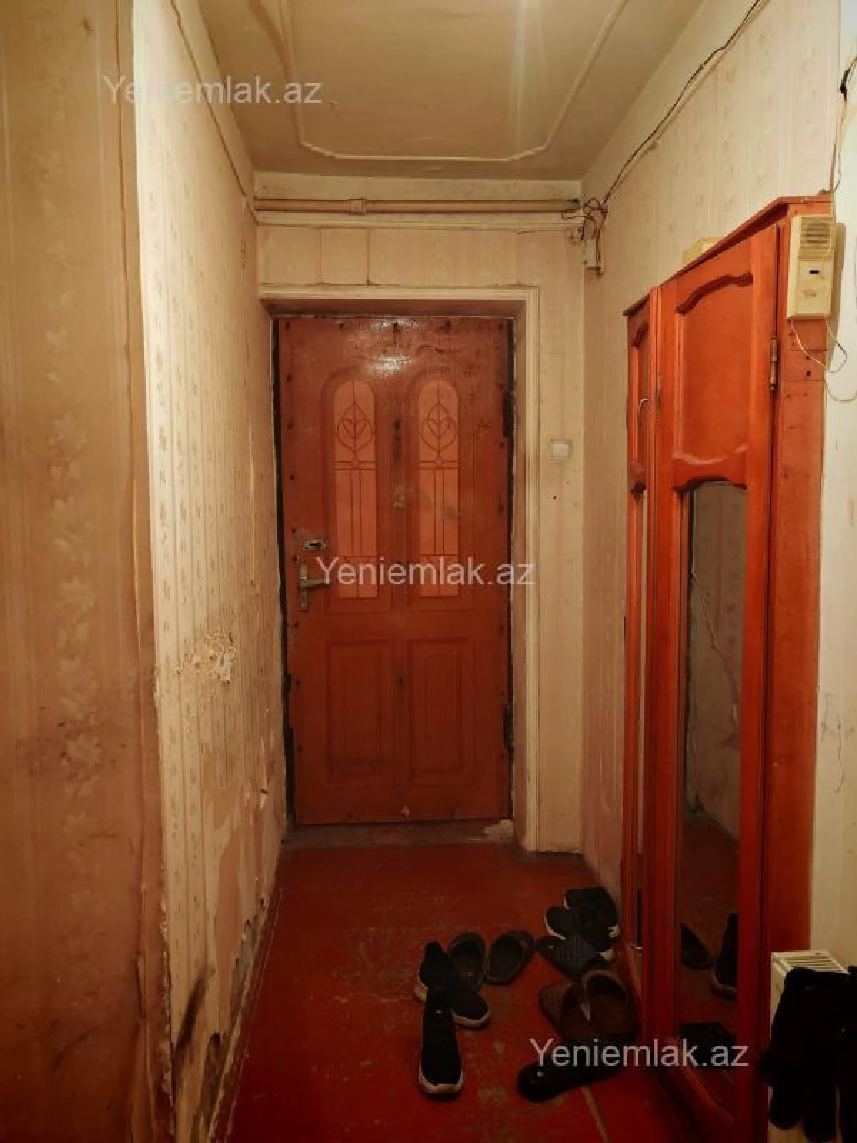 Satılır 2 otaqlı köhnə tikili 55 m²