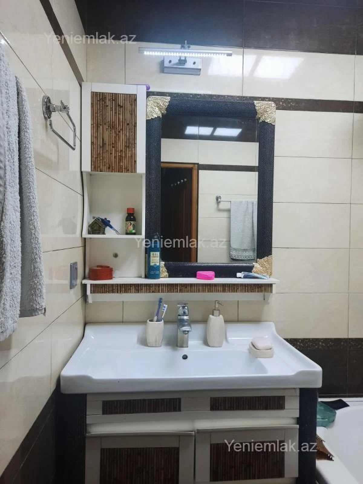 Satılır 5 otaqlı köhnə tikili 115 m²