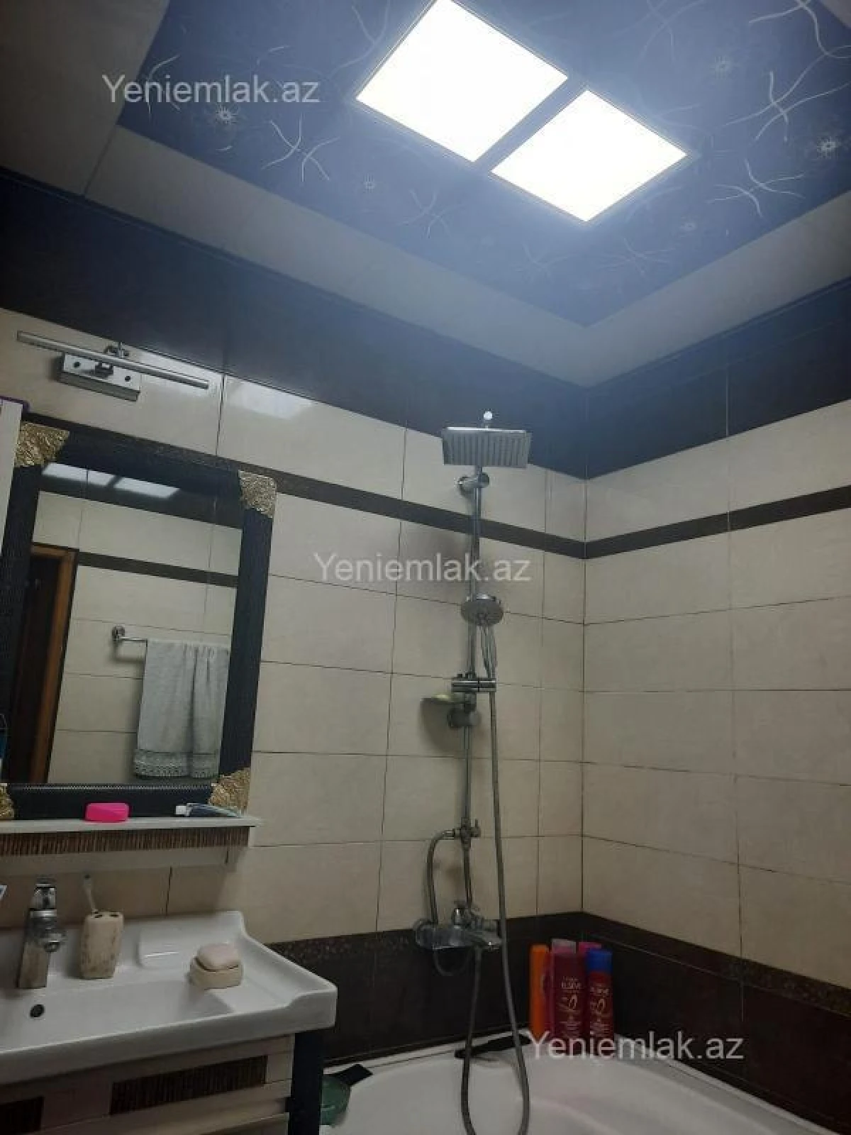 Satılır 5 otaqlı köhnə tikili 115 m²