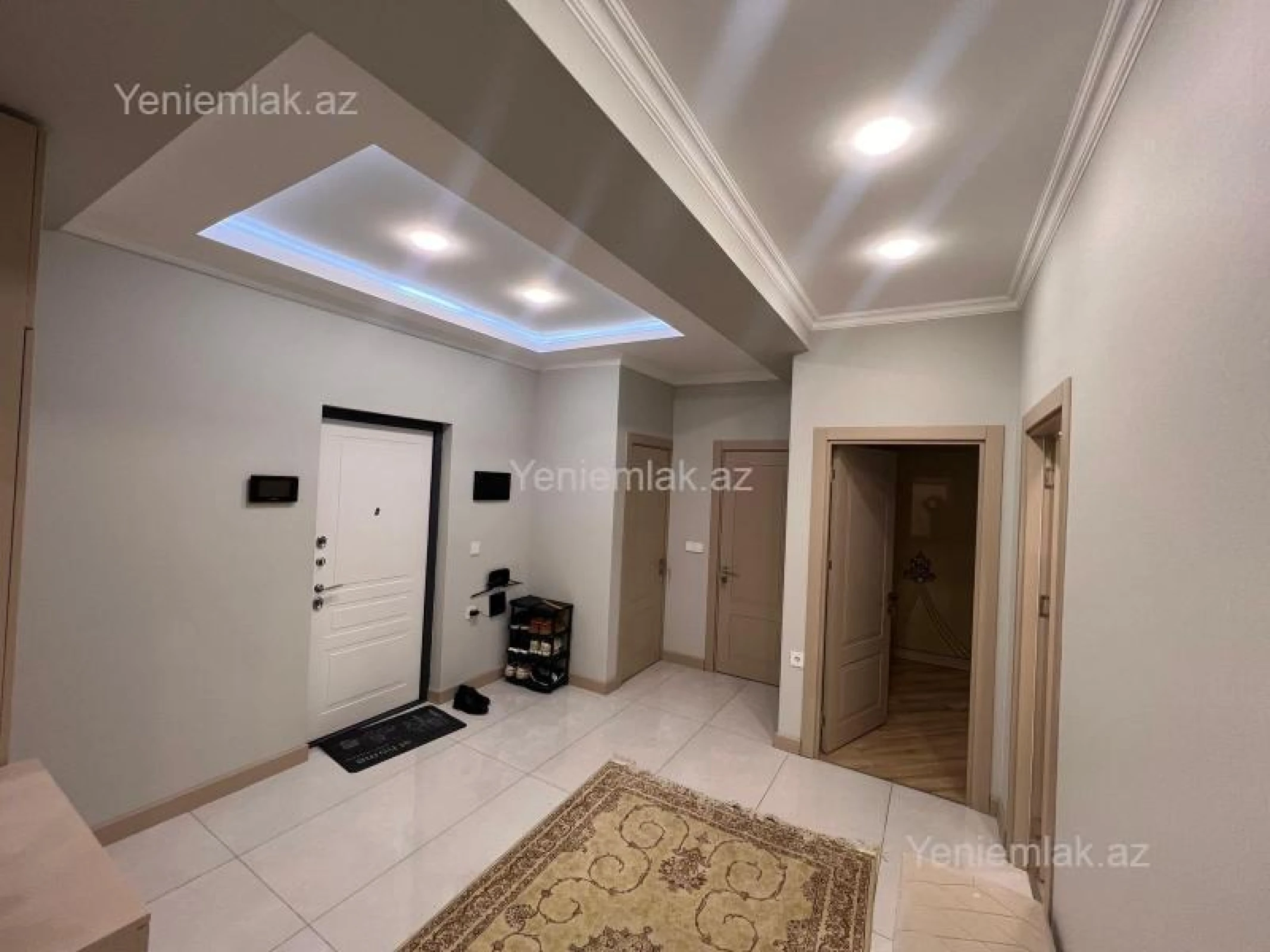 Satılır 3 otaqlı yeni tikili 87 m²