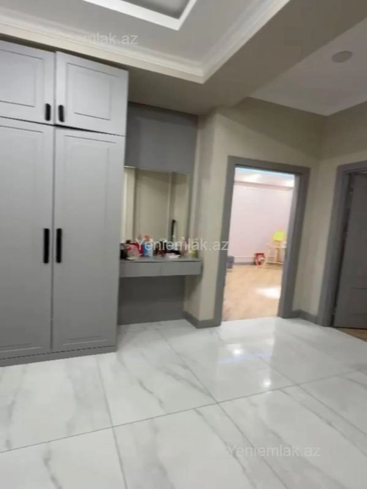 Satılır 2 otaqlı yeni tikili 65 m²
