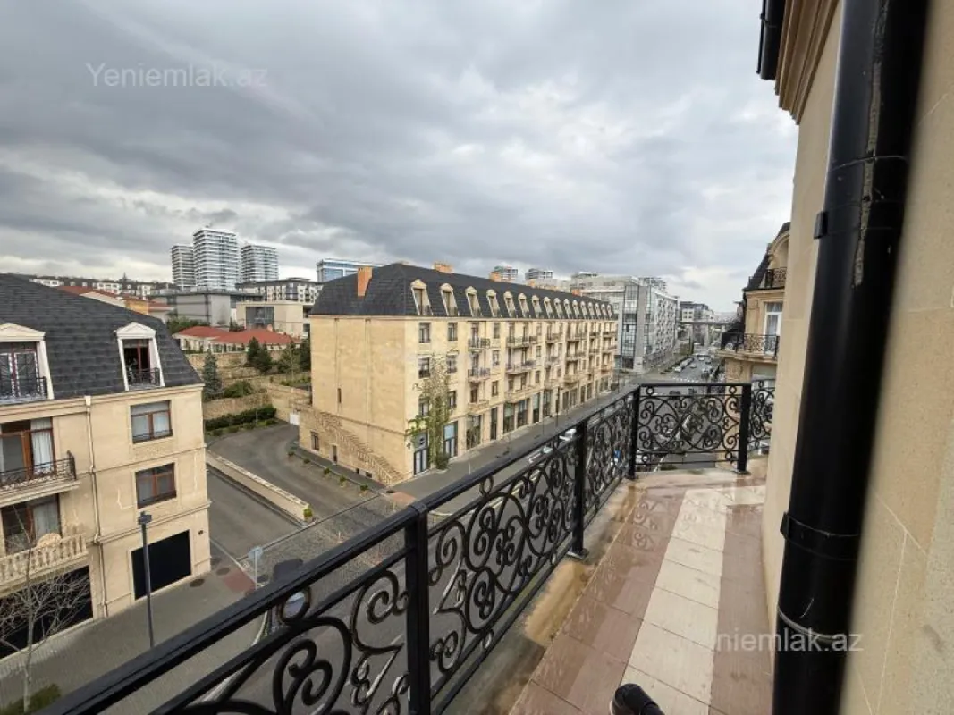 Satılır 3 otaqlı yeni tikili 144 m²