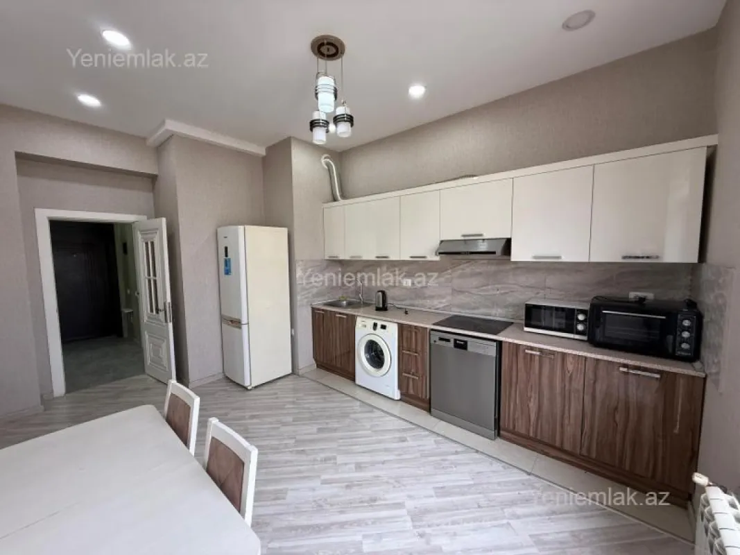 Satılır 3 otaqlı yeni tikili 144 m²