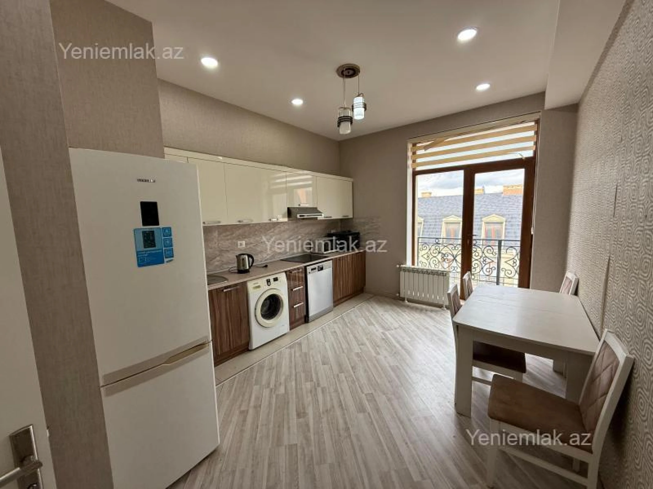 Satılır 3 otaqlı yeni tikili 144 m²