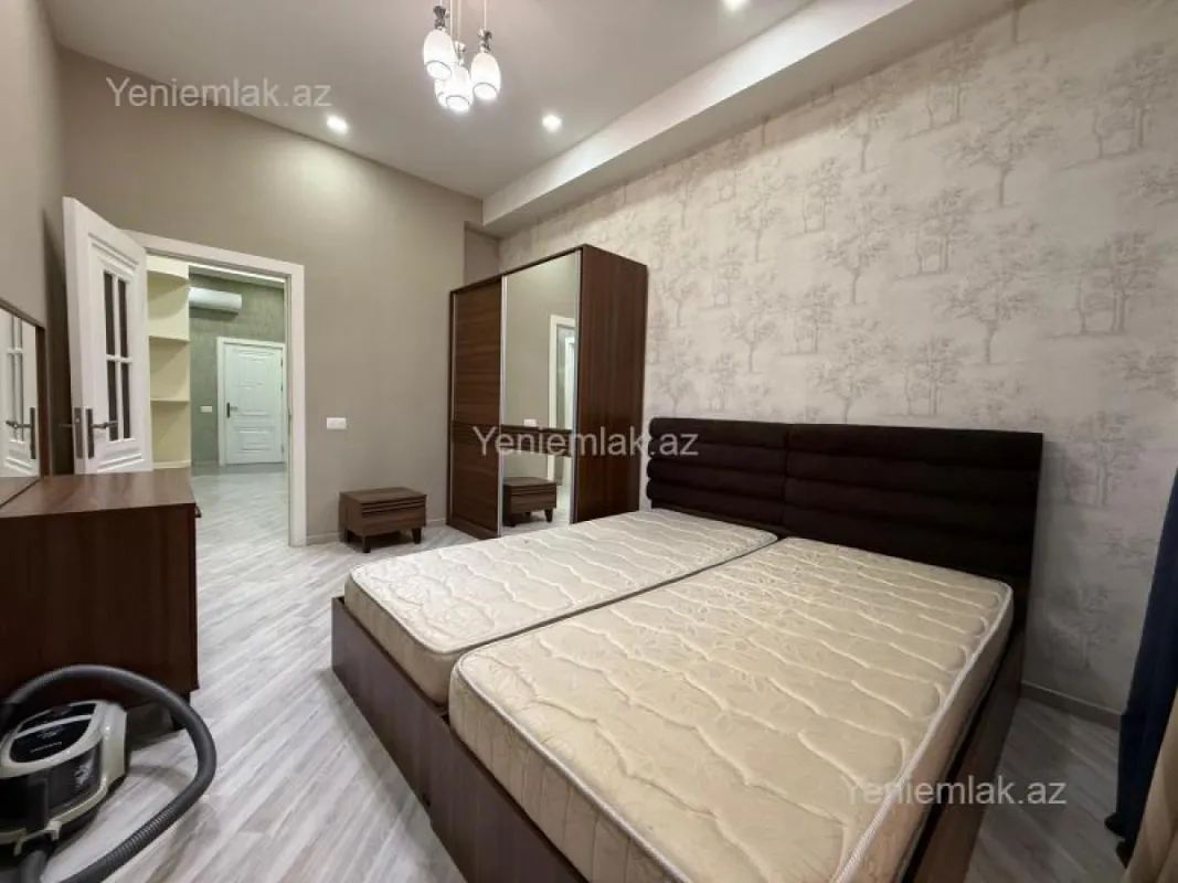 Satılır 3 otaqlı yeni tikili 144 m²