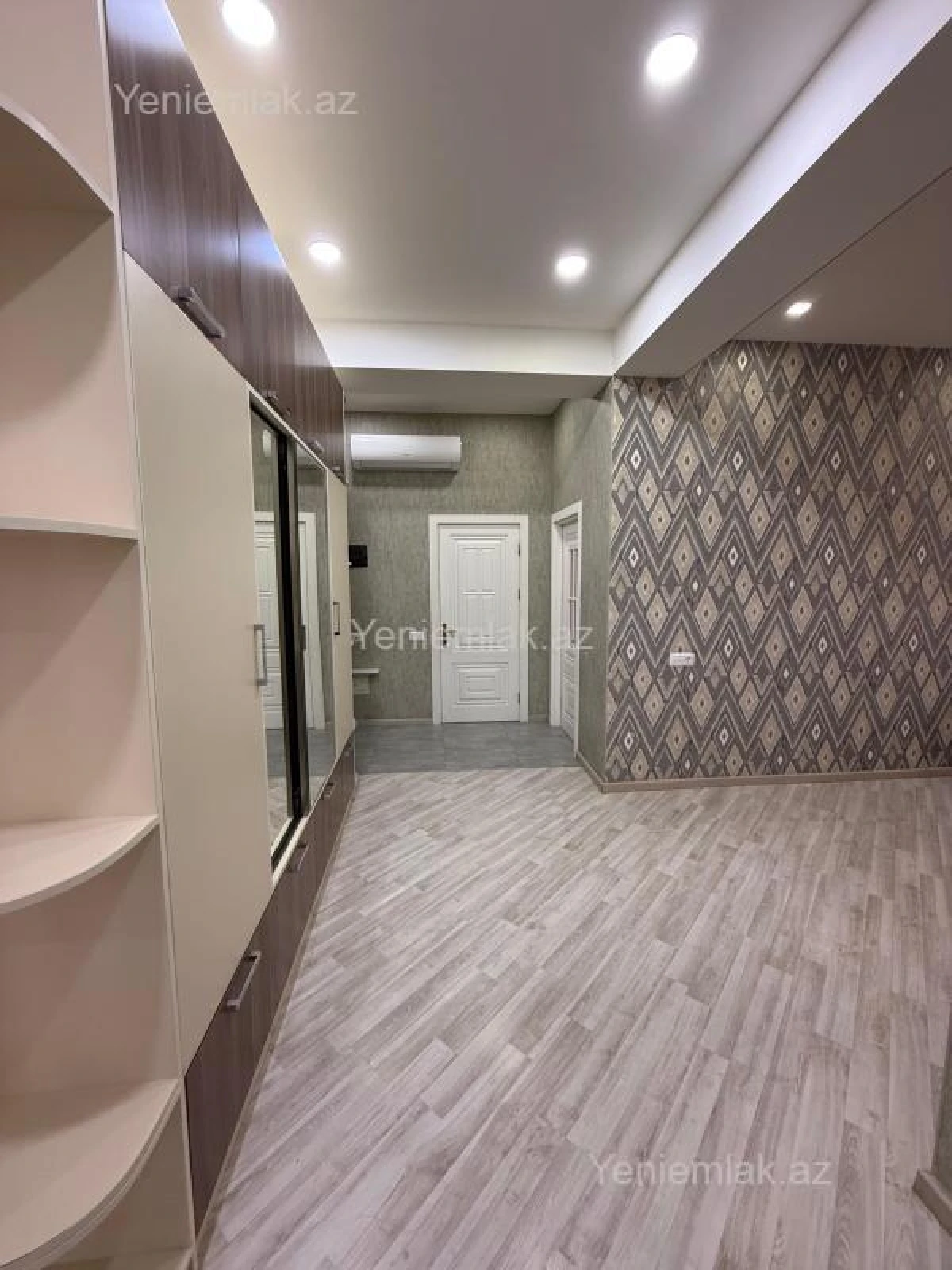 Satılır 3 otaqlı yeni tikili 144 m²
