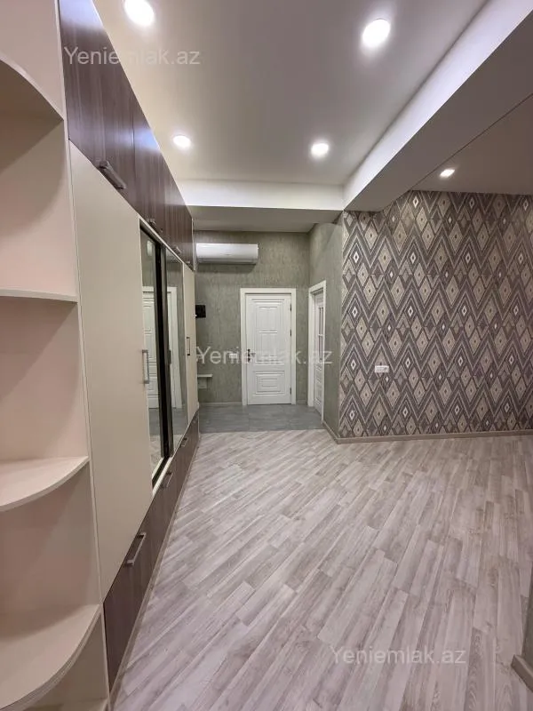 Satılır 3 otaqlı yeni tikili 144 m²