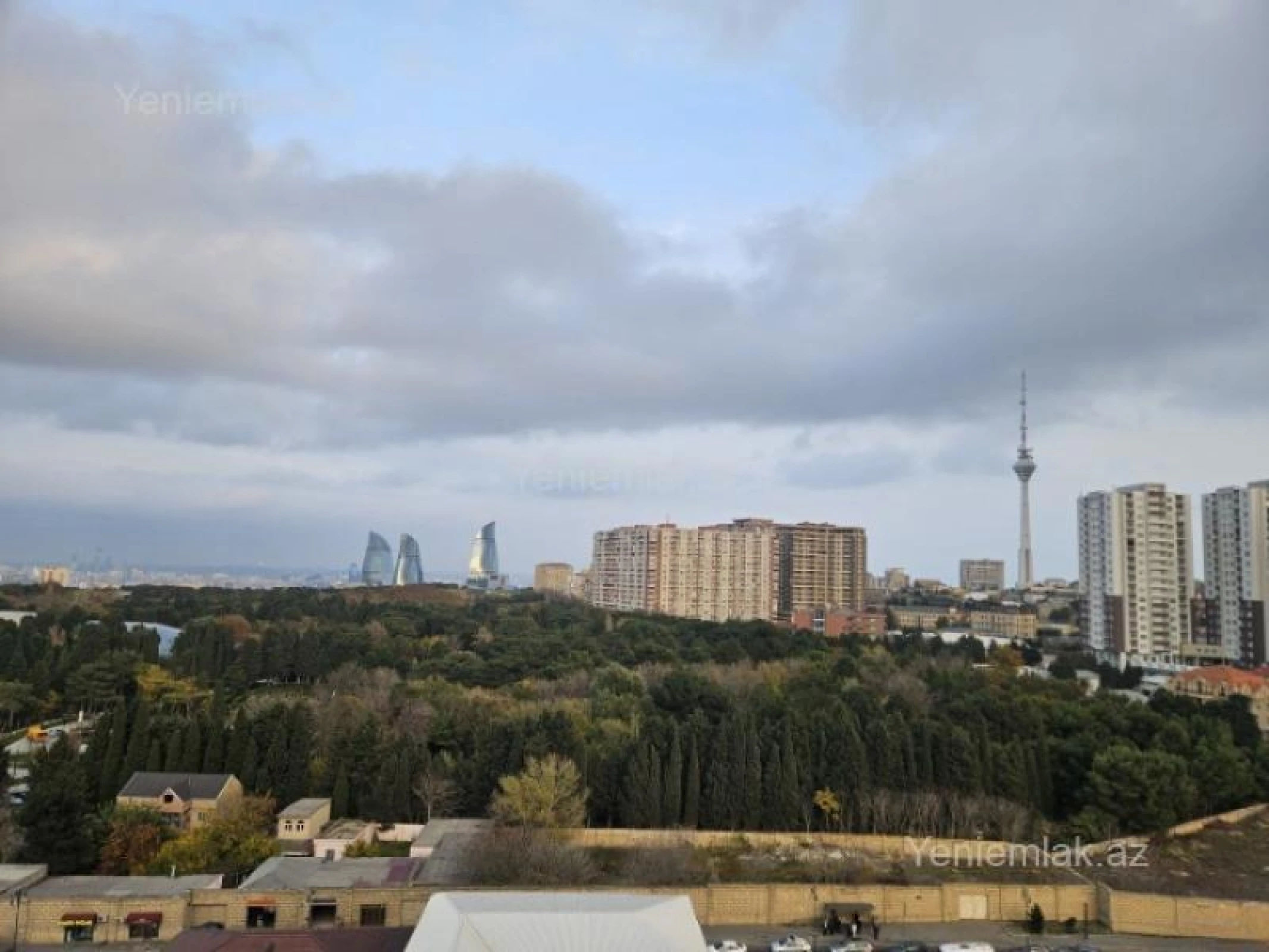 Satılır 2 otaqlı yeni tikili 76 m²