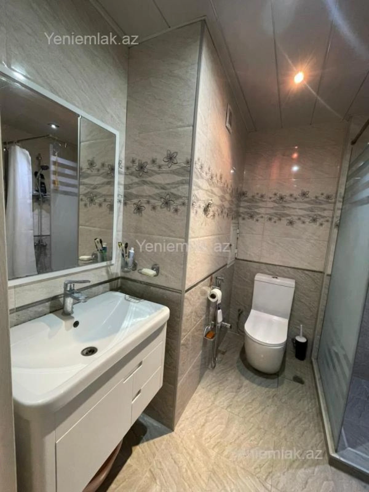 Satılır 2 otaqlı yeni tikili 77 m²