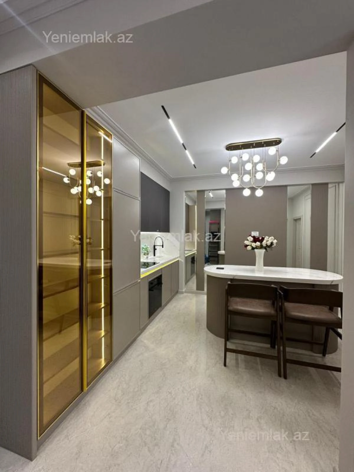 Satılır 3 otaqlı yeni tikili 91 m²