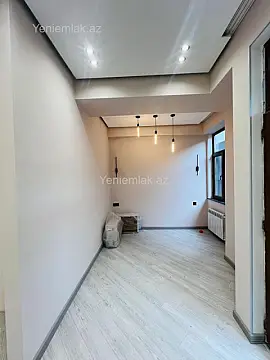 Satılır 2 otaqlı yeni tikili 72 m²