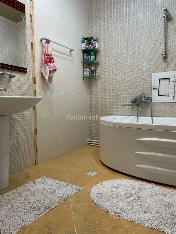 Satılır 2 otaqlı yeni tikili 101 m²