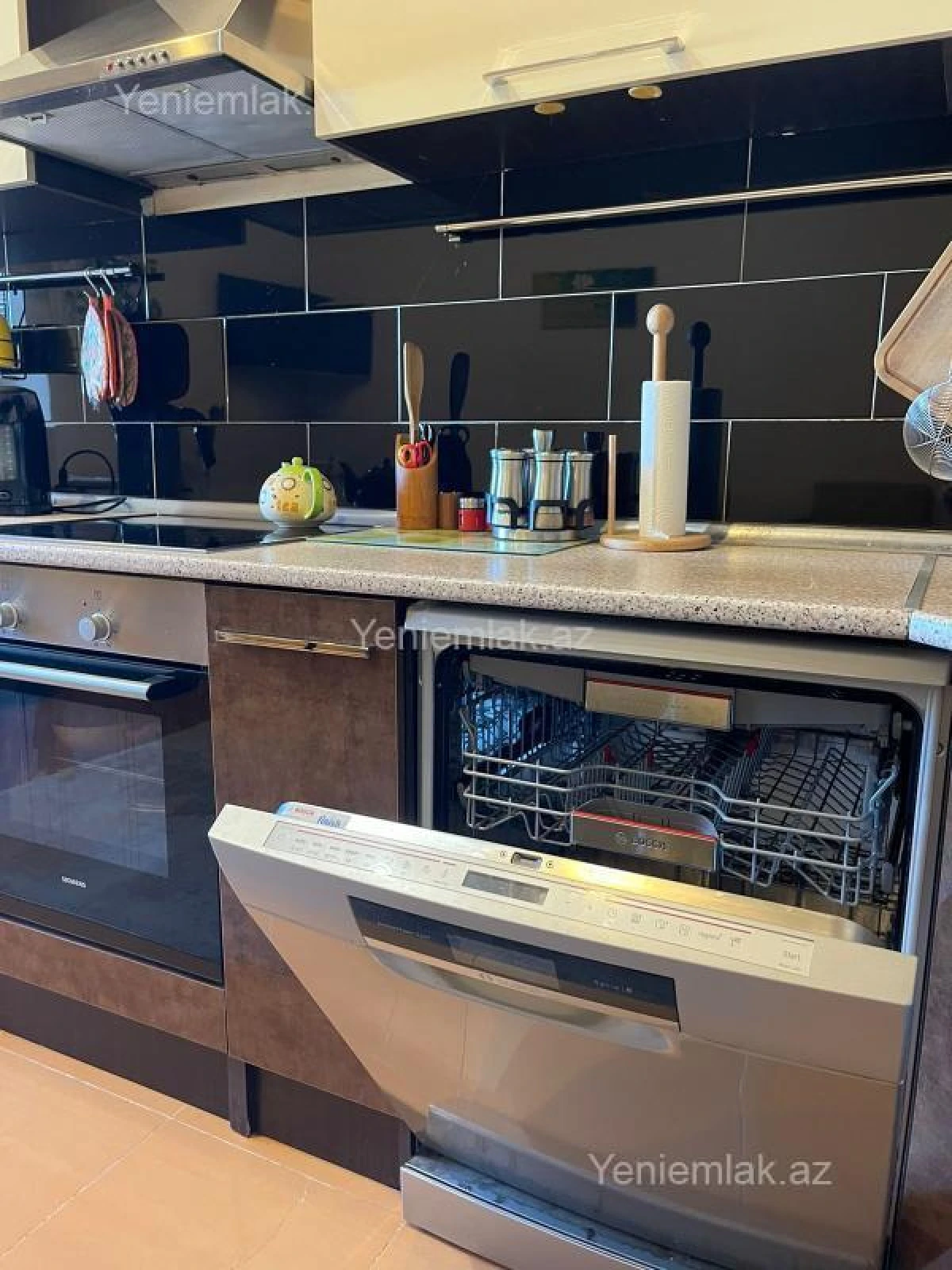 Satılır 2 otaqlı yeni tikili 101 m²