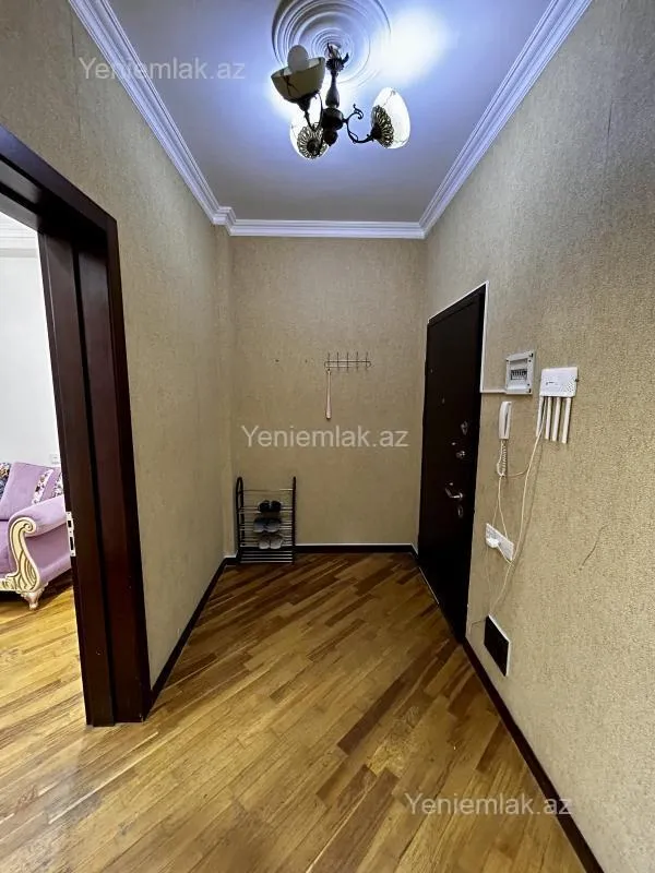Satılır 2 otaqlı yeni tikili 64 m²