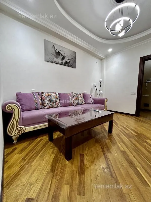 Satılır 2 otaqlı yeni tikili 64 m²