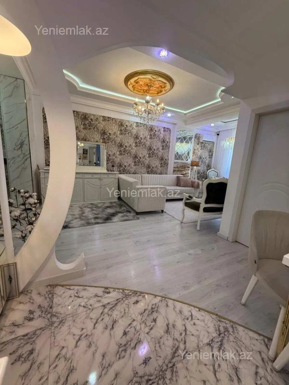Satılır 3 otaqlı yeni tikili 95 m²