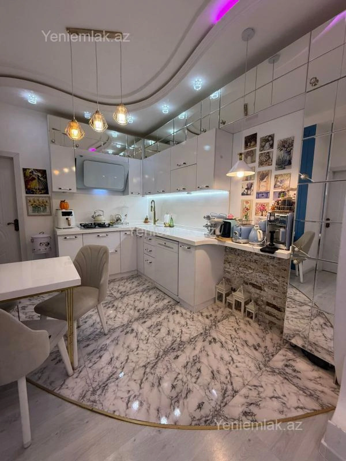 Satılır 3 otaqlı yeni tikili 95 m²
