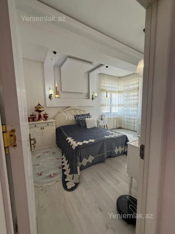 Satılır 3 otaqlı yeni tikili 95 m²