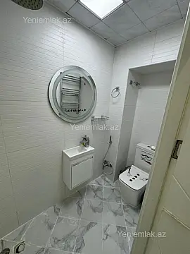 Satılır 1 otaqlı köhnə tikili 20 m²