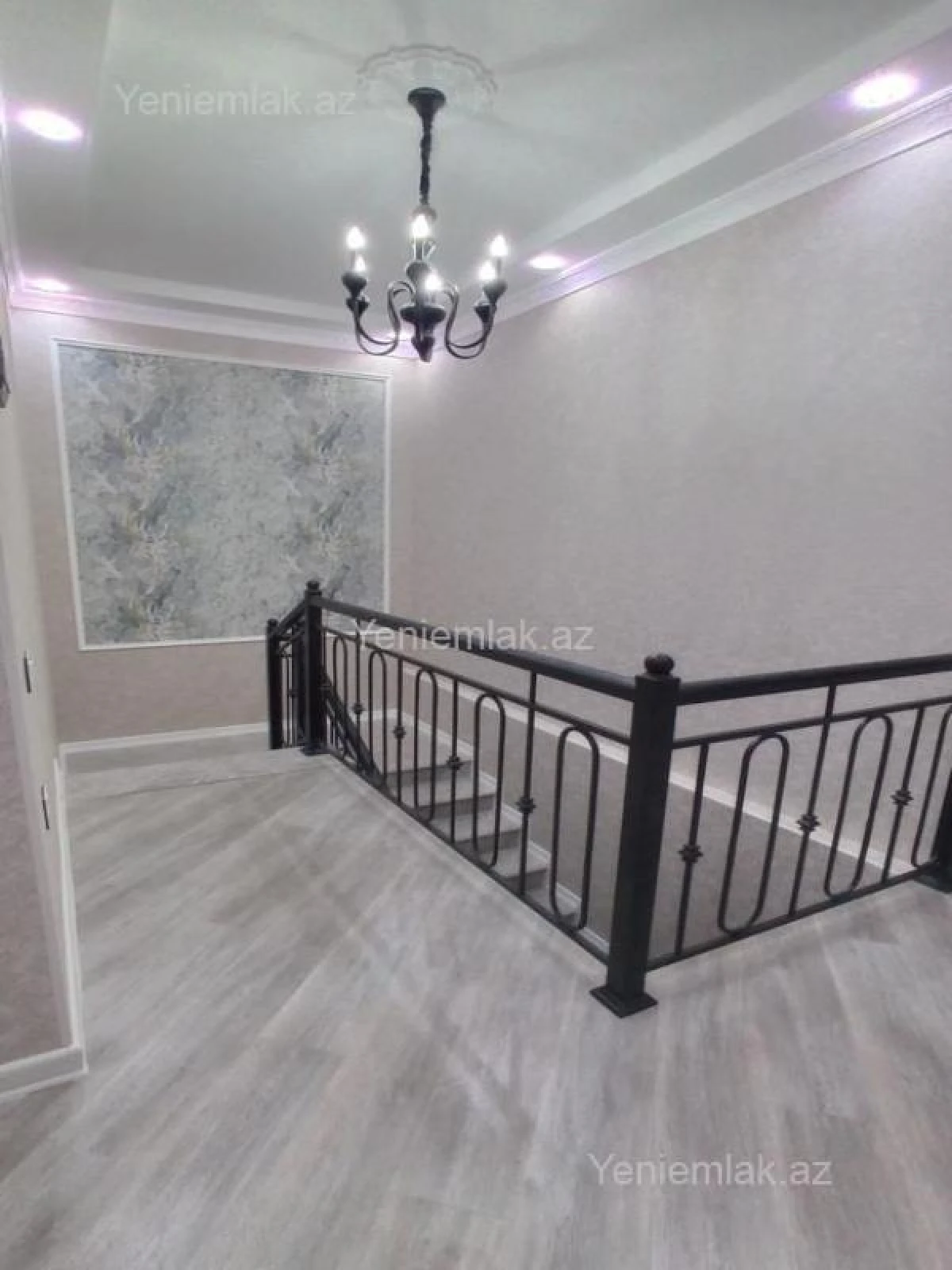 Satılır 4 otaqlı həyət evi 180 m²