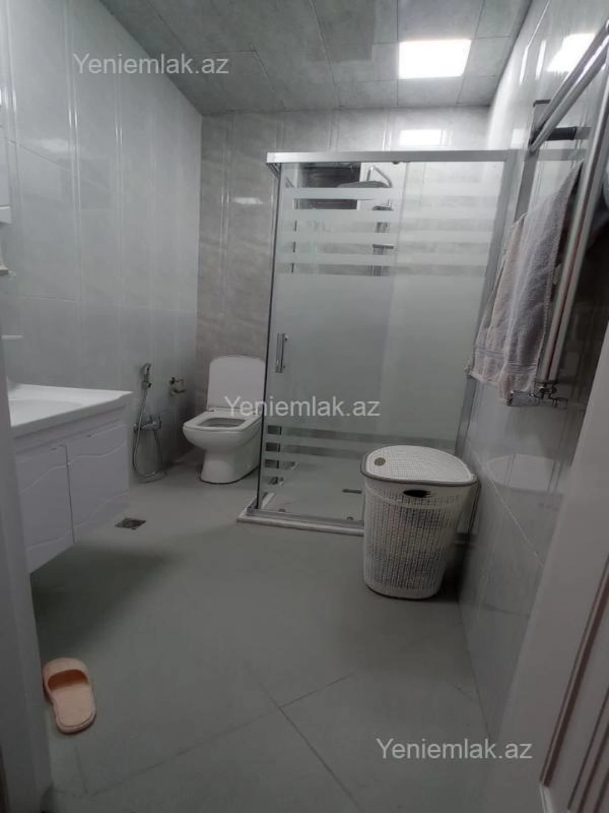 Satılır 4 otaqlı həyət evi 180 m²