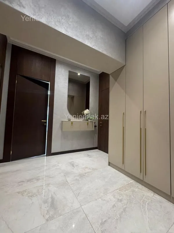 Satılır 3 otaqlı yeni tikili 91 m²