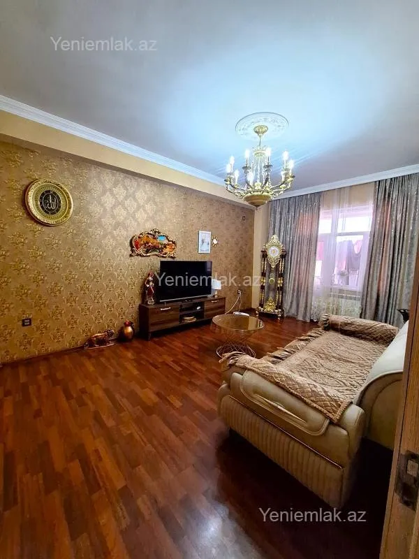 Satılır 3 otaqlı yeni tikili 77 m²